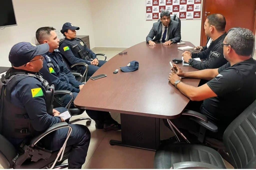 MPAC e forças de segurança debatem medidas de enfrentamento a violência doméstica no interior do Acre