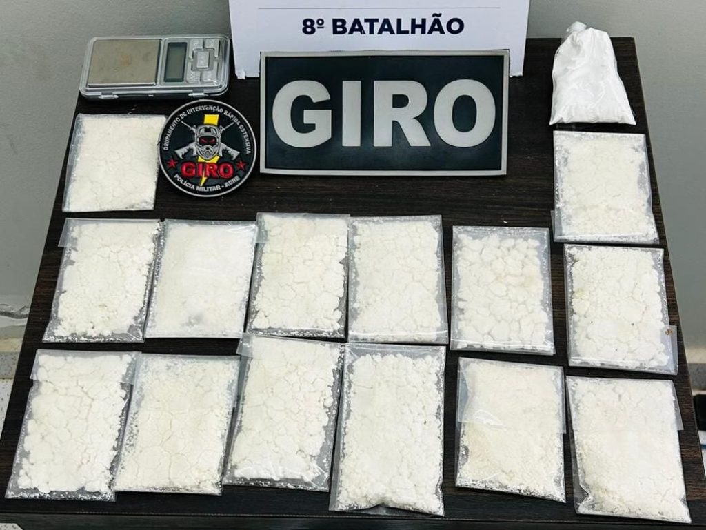 Verdächtiger flüchtet und hinterlässt bei Polizeieinsatz mehr als 200 Gramm Kokain