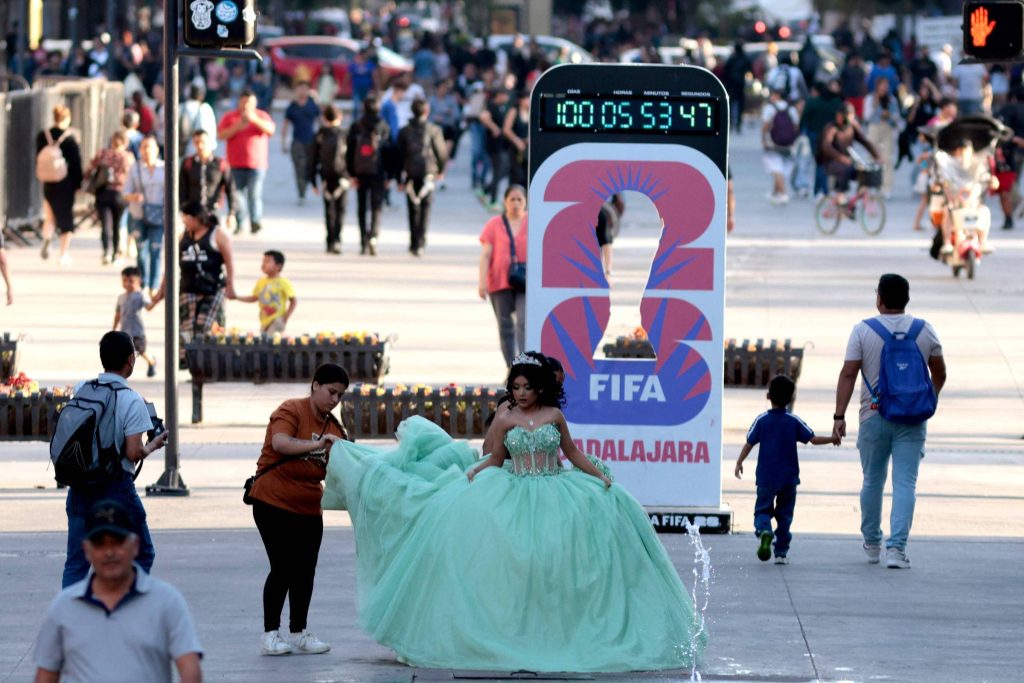 Krisen auf der ganzen Welt sorgen 100 Tage vor der Fußball-Weltmeisterschaft für Spannung – 03.03.2026 – Sport