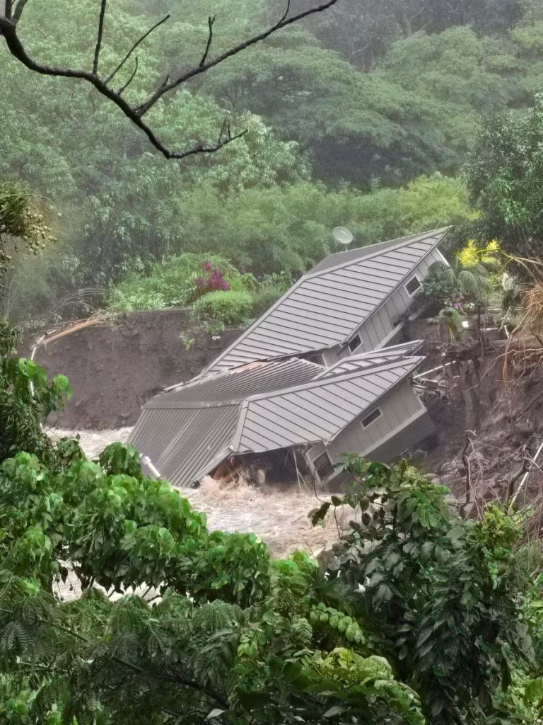 Tragödie auf Hawaii: Sturm lässt das Haus eines älteren Paares einstürzen und macht die Familie obdachlos