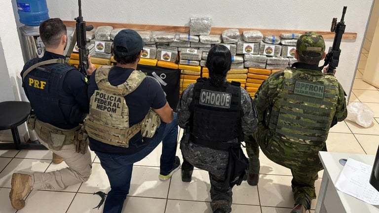 Forças de segurança apreendem 421 kg de drogas em Rondônia