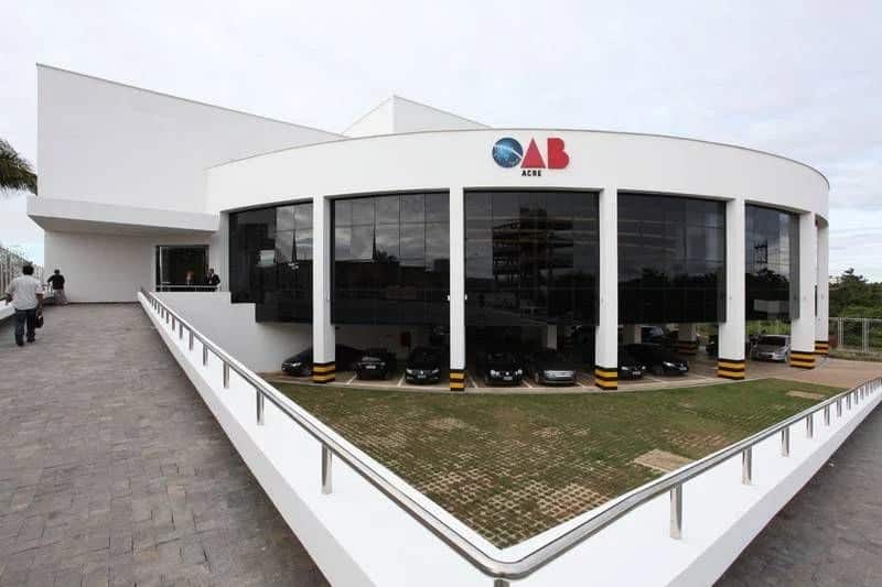 OAB-AC divulga nota pública de repúdio às ameaças contra a advogada Marina Belandi e afirma que acompanha a apuração do caso junto às autoridades.