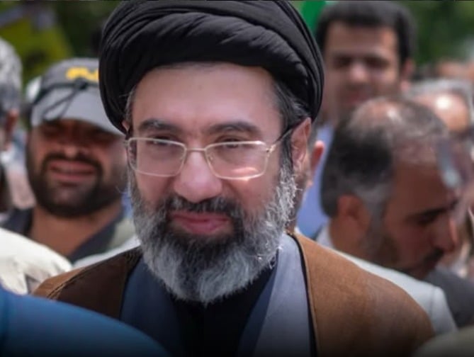 Filho de Ali Khamenei é escolhido como novo líder supremo do Irã