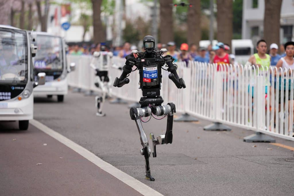 Roboter besiegen Menschen beim Halbmarathon in Peking – 19.04.2026 – Sport