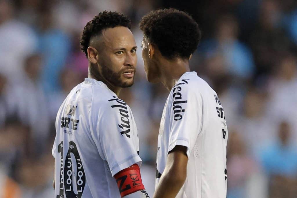 Neymar und Robinho Jr. kämpfen im Santos-Training – 05.04.2026 – Sport