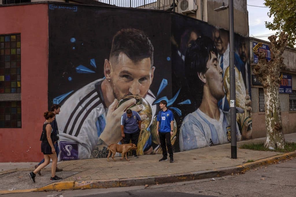 Argentinier verschulden sich, um Messis letzte Weltmeisterschaft zu sehen – 05.08.2026 – Sport