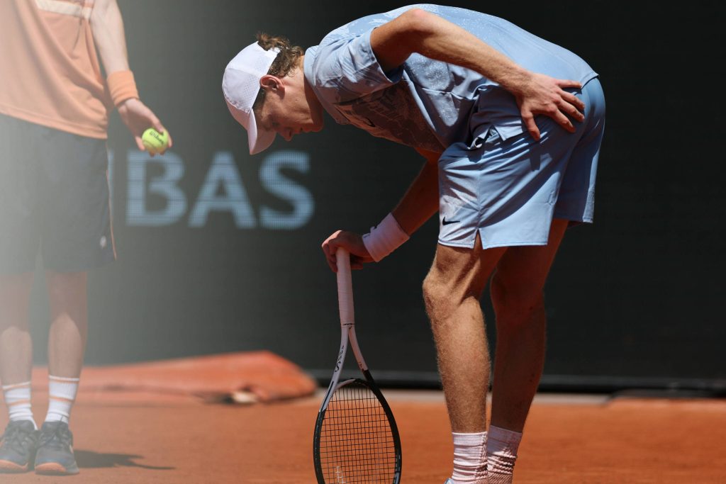 Roland Garros: Sinner stürzt nach Schwindelgefühl in Paris – 28.05.2026 – Sport