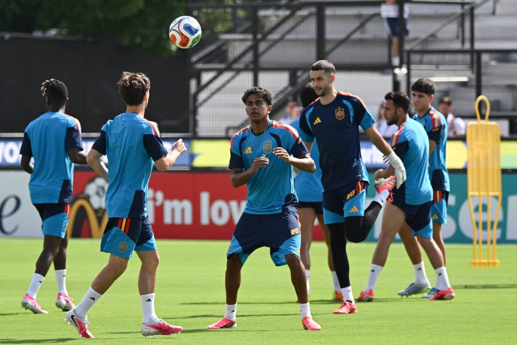 WM: Favorit Spanien debütiert gegen WM-Neuling – 14.06.2026 – Sport