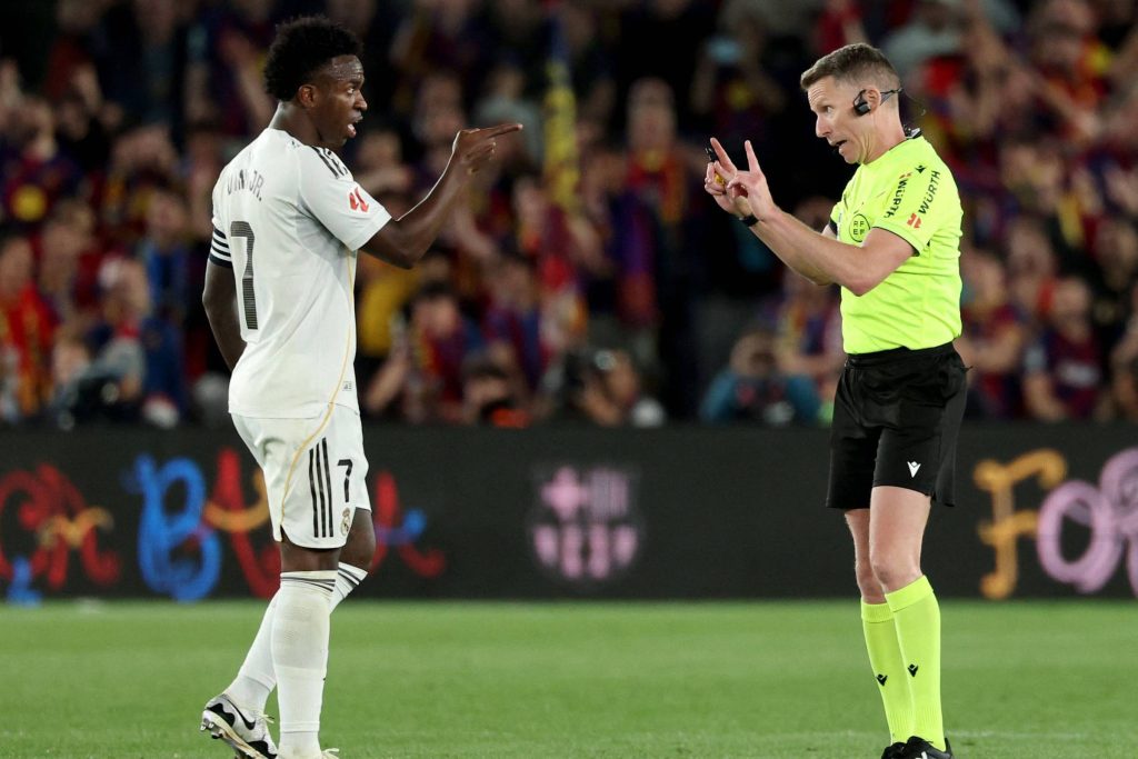 Spanischer Schiedsrichter pfeift Brasilien und Haiti bei der Weltmeisterschaft – 16.06.2026 – Sport