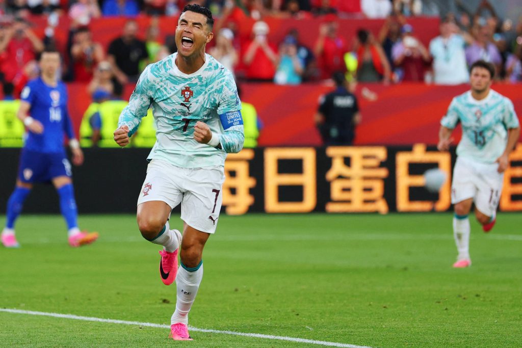 Cristiano Ronaldo schießt sein erstes Tor in der Ko-Runde der Weltmeisterschaft – 07.02.2026 – Sport