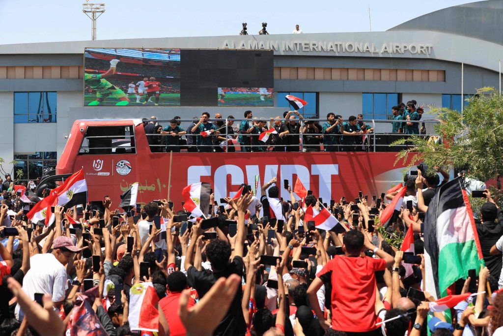 Fans feiern den Empfang der ägyptischen Mannschaft nach der Weltmeisterschaft – 07.10.2026 – Sport