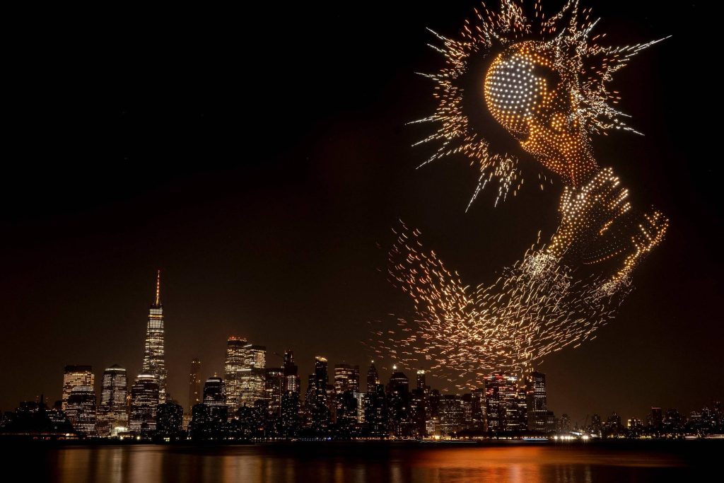 Weltmeisterschaft 2026: Drohnenshow erhellt die Nacht in New York – 18.07.2026 – Sport