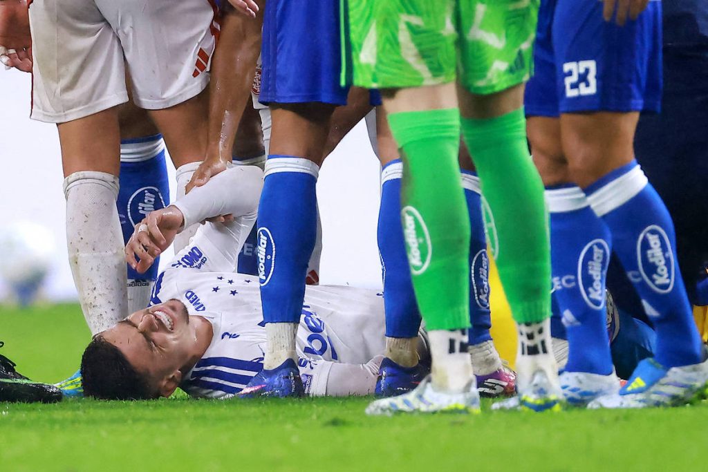 Gabriel Pec erleidet beim Debüt für Cruzeiro einen Bruch – 23.07.2026 – Sport